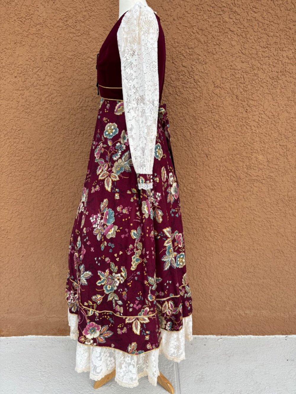 Vintage 1970's GUNNE SAX Jessica Burgundy Floral Maxi Dress HTF Size 13 REPAIRED - Picture 4 of 16